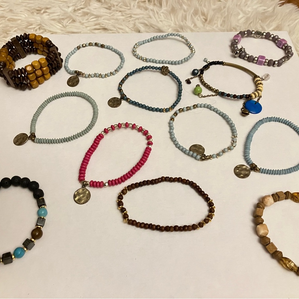 Assorted Beaded Bracelet Set - Picture 2 of 3